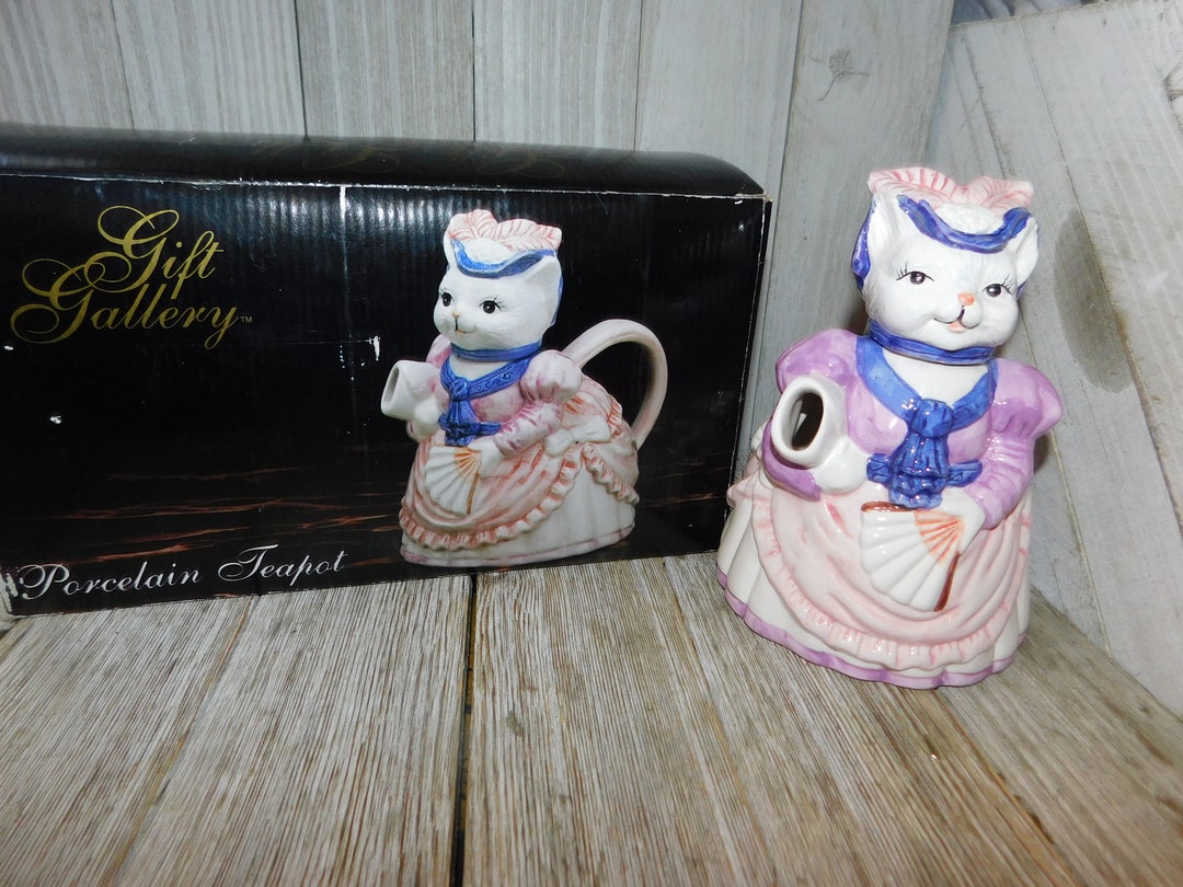 Tea with Lena: The Rainbow High Doll House
