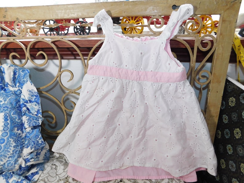 Cherokee 18 Mo Eyelet Embroderyed Pink and White Dress, Toddler Sun Dress, Vintage Little Girls Sun Dress : s*
