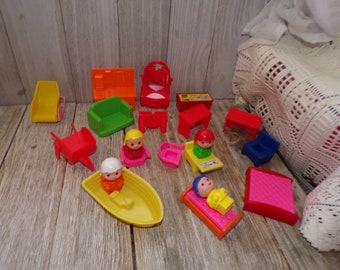 Little Toy People and Furniture, No Maker Name, Vintage Toys, Plastic Toys, Childhood Memories, Gift, Prop, Daysgonebytreasures, *y