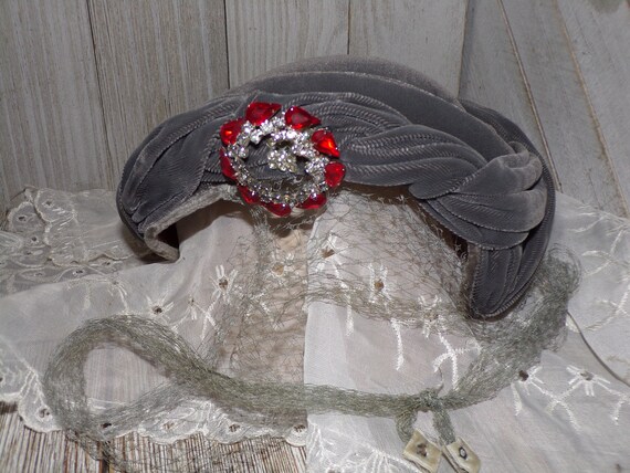 Hat Lane Bryant Gray Soft Feel , Lady Hat, Vintage Fashion Hat, Granny Chic, Gift Memories, Dress up Hat, Daysgonebytreasures **