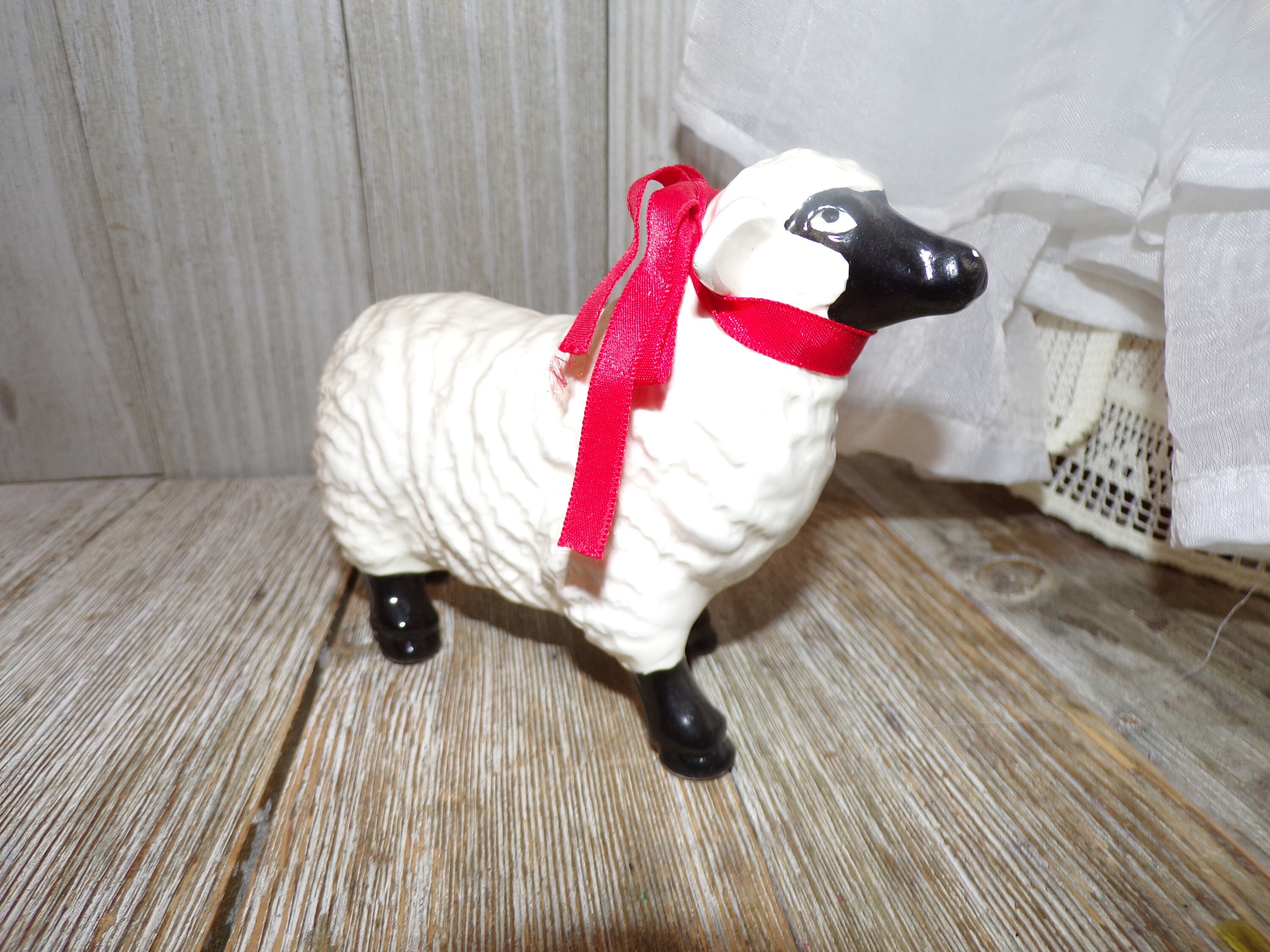 * antique sheep ❀ イースターの羊さん ( 赤いリボン ୨୧) antique sheep ❀ イースターの羊さん ( 赤いリボン ୨୧