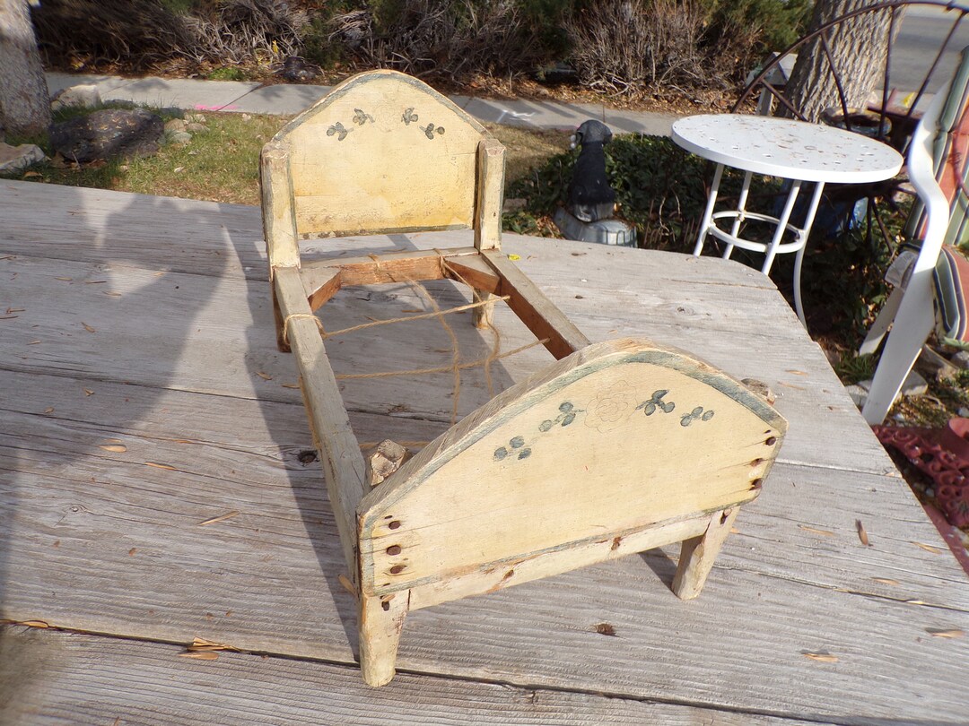 Antique Wood Doll Bed, 1940 to 1950 S Wood Twine Doll Bed, Antique Doll
