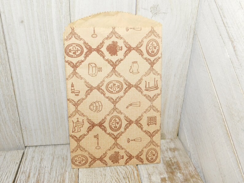 Daysgonebytreasures Prop Vintage Paper Shop Bag Memories Souvenirs Scrap Booking Vintage Williamsburg Restoration Small Paper Bag