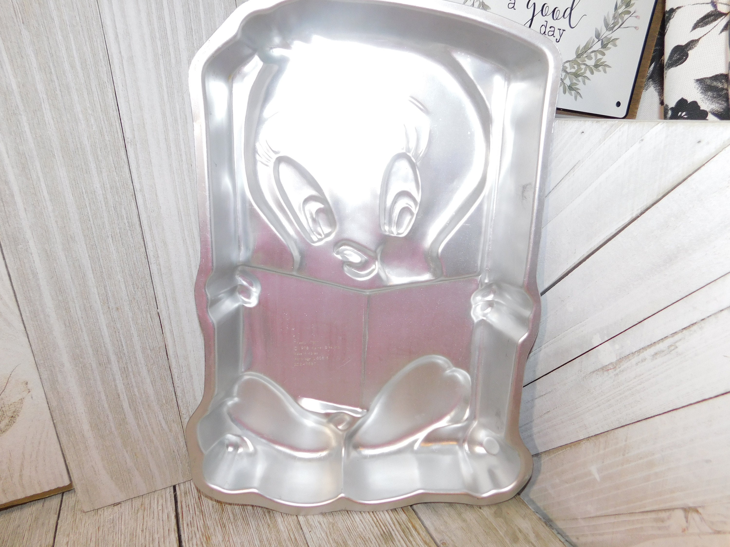 Vintage Cake Pan Cartoon Cake Pan Birthday Vintage Tweety Bird Cake Pan 1978 Warner Brothers **D
