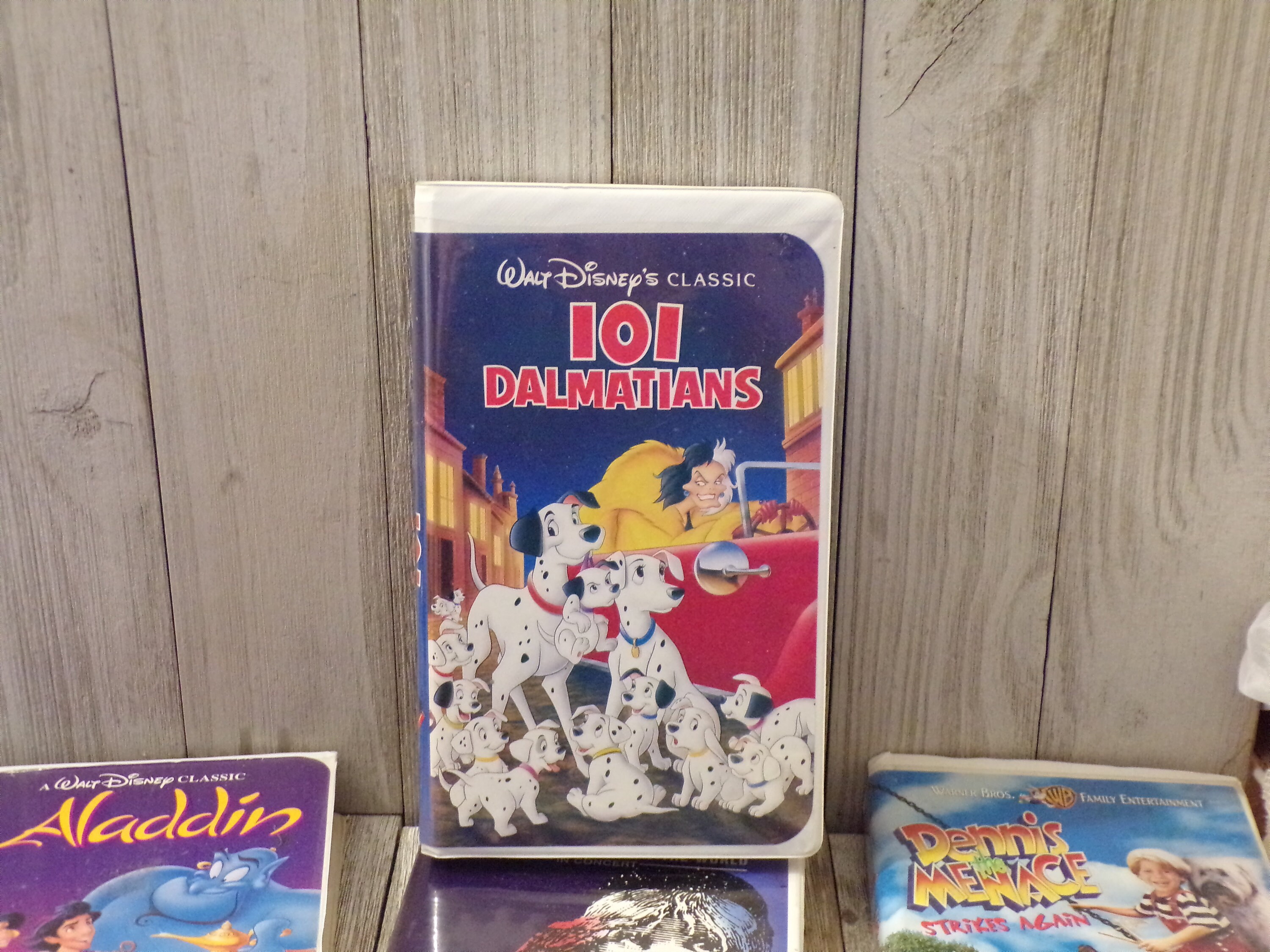 Disney VHS Tape PICK Denise Menace Les Miserable Aladdin