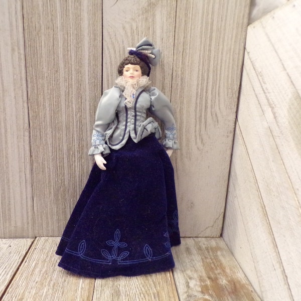 Vtg Avon Fashion of American Times Collection, Avon Doll in Blue, Lady Doll, Collectable Doll, Memories, Gift, Prop, Daysgonebytreasures