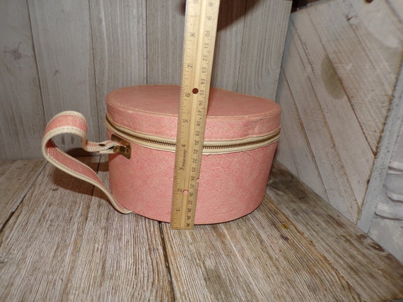 Vtg Light Pink Travel Bag,  Shoe Bag, Wig Bag, Sm… - image 10