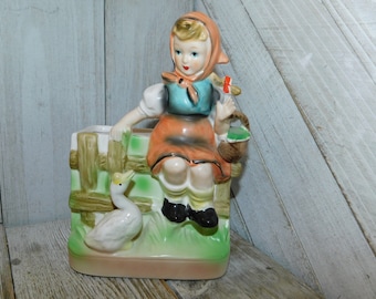 GIRL PLANTER, Girl Planter, Small Planter Girl, Vtg home Decor, Girls Room Decor, Gift Idea for lady or girl, Daysgonebytreasures Dc*