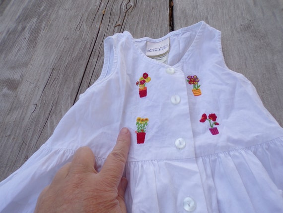 Vtg Little Girl Sleeveless Dress, Embroidery Dres… - image 3