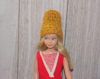 FIND Not in Bag FASHION DOLL Crocheted Hat, Doll Hat, Doll Clothes, Memories, Gift, Prop, Daysgonebytreasures