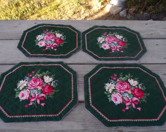 Placemats Vtg Set of 4 Green Pink Rose to Make, adding trim on them, Vintage Placemat Holiday Decor 2 sets Available Daysgonebytreasures *y
