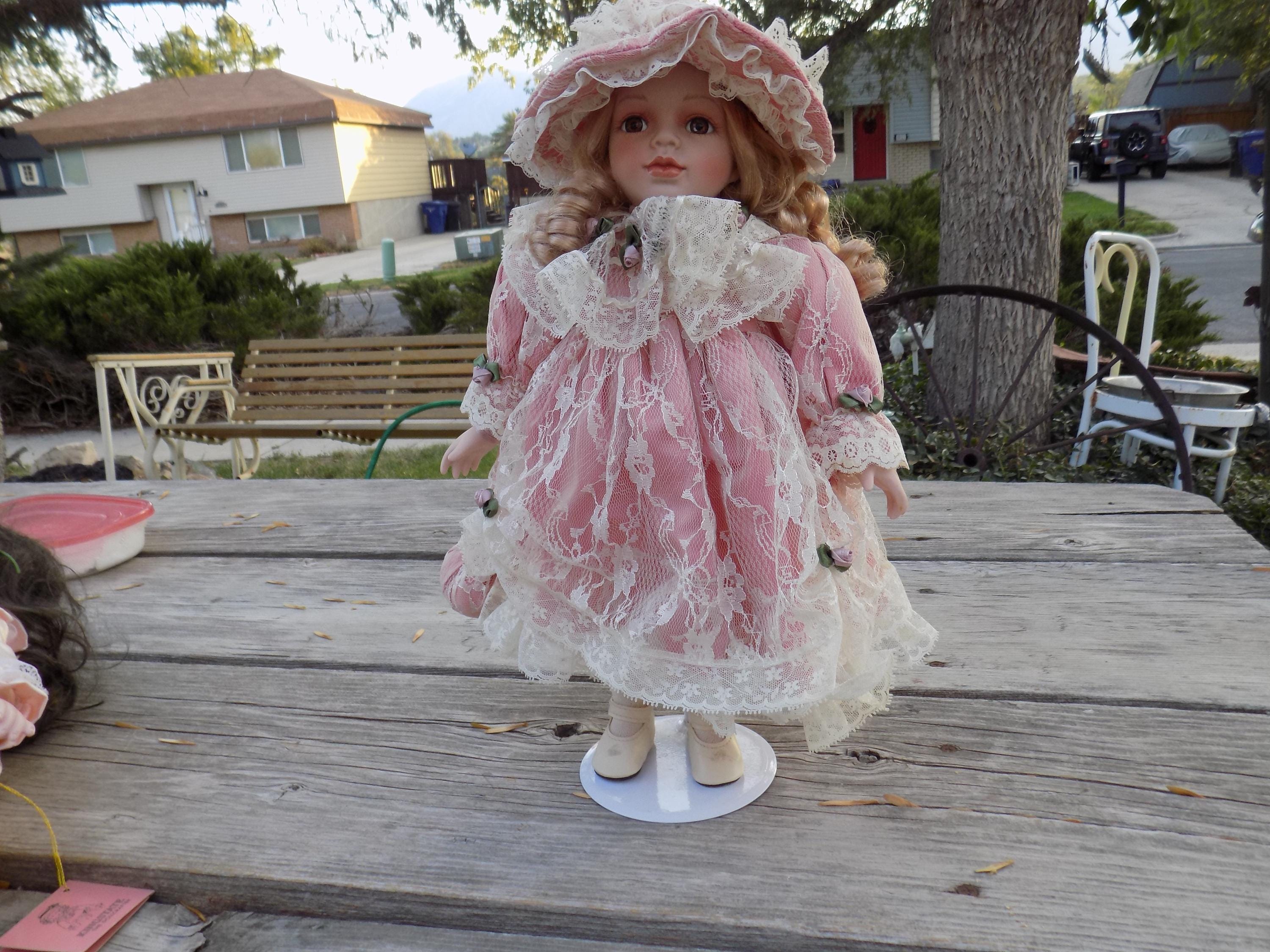 DOLL RUFFLED Pink Dress, Lace, Bows, Blonde Ringlet Hair, Porcelain,  Vintage Doll, Memories, Gift, Prop, Daysgonebytreasures *y - Etsy