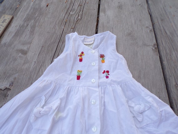 Vtg Little Girl Sleeveless Dress, Embroidery Dres… - image 2