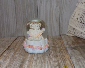 Dreamsicle Little Snow Globe, Vintage Small Snow Globe, Flower Snow Globe, Tiny Snow Globe Home Decor, Prop Gift Idea Daysgonebytreasures *y