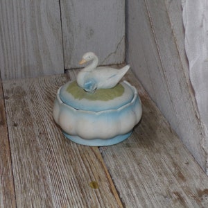 Swan Trinket Box, Vtg Swan Trinket Box, Ring Box, Trinket Box Swan, Vintage Home Decor, Gift Idea Daysgonebytreasures *y