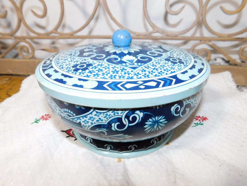 Round Pretty Blue Tin Box Round Tin Box that Spins Around Etsy