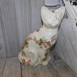 Ropal Crownford Cat Figurine Arthur Wood England Flower Cat Figurine Vintage Cat Figurine Collectible Cat Figurine Home Décor **y