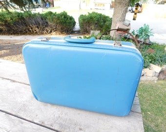 Vtg Blue Hard Shell Small Suit Case, Accessory Suit Case, Small Case, Pet Bed, Storage, Wedding, Wedding Cards, Vintage Home Decor