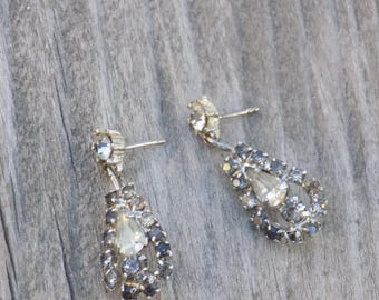 Earring Dangled Drop Pierced, Rinstone, Vintage Jewelry, Memories, Gift, Prop, Daysgonebytreasures  *