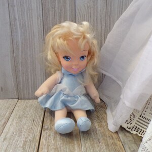 Cinderella Small Cloth Vinyl Doll 2002, Small Doll, Princess Doll, Childhood Memories, Gift, Prop,  Daysgonebytreasures, *y