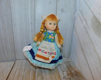 Vintage Doll Little Dutch Or Sweden Doll Folk Doll Vintage Doll Blonde Haired Doll Vintage Toys Childhood Memories Daysgonebytreasures **