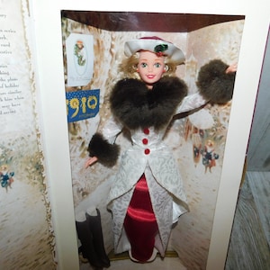 Vtg Holiday Memories Special Edition Hallmark  1995 in Unopen Package, Vintage Holiday Barbie, Vintage Barbie, Memories, Daysgonebytreasures