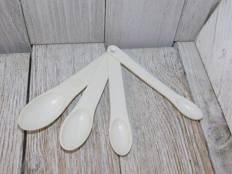 Vintage Plastic Measuring Spoons Cooking Use for Toys Etsy