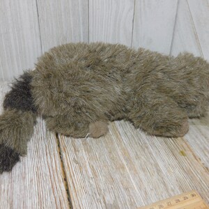 Mapache de peluche vintage, mapache marrón, animal de peluche vintage, juguetes vintage, juguetes de peluche vintage, regalo, accesorio, recuerdos, Daysgonebytreasures * imagen 7