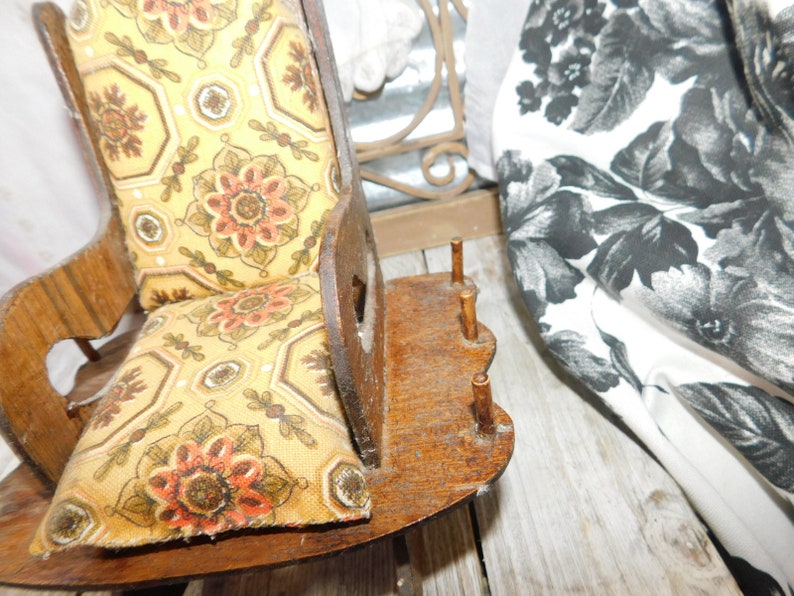 Sewing Pin Coushion and Thread Holder Sewing Rocking Chair Etsy