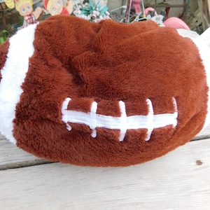 Vintage Stuffed Toy Football, Stuffed toys, Vintage toys, Stuffed Animals Toys, Football, Memories, Daysgonebytreasures  D*c