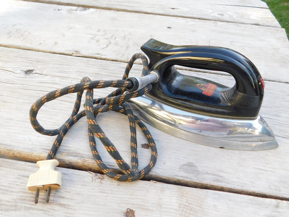 Vintage Sunbeam Iron Model A9 Black Vtg Iron Vtg Home Décor Etsy