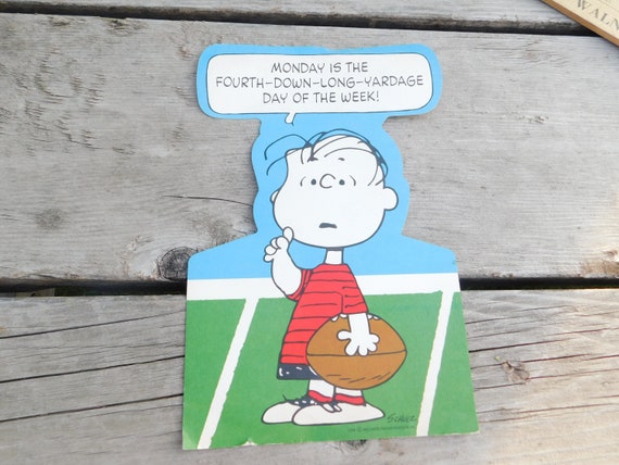 Vint Peanuts Cardboard Paper, MONDAY IS FOURTH down long yardage Day the Week 71, Peanuts Charles Schultz Wall Decor, Snoopy, Charlie Brown,