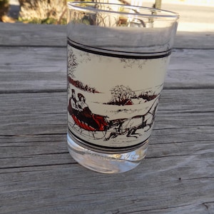 Currier and Ives Glass Arbys Collector Series, Tumbler Glass, Kitchen Decor, Memories, Gift, Prop, Daysgonebytreasures *