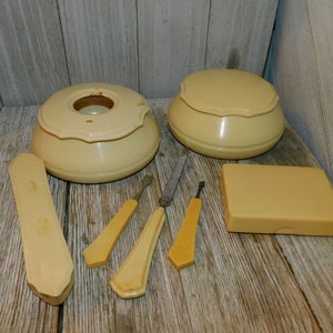 Vanity Set, Dresser Set, Nail File, Nail Buffer, Powder Box, hair receiver, Vtg Bedroom Dec, Gift, Prop, Memories, Daysgonebytreasures *