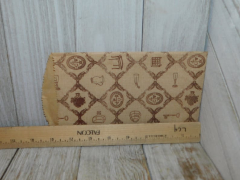 Daysgonebytreasures Prop Vintage Paper Shop Bag Memories Souvenirs Scrap Booking Vintage Williamsburg Restoration Small Paper Bag