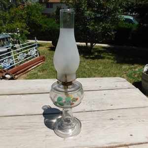 Hurricane Kerosene Light Lamp Vintage, Vintage Oil Lamp, Vintage Lamp, Vintage Home Décor,  20 Inches Tall Daysgonebytreasures y