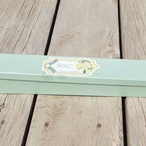 Vtg Drawer Green Liner, Vintage Green shelf liner in Box, Vintage home Decor, Home Remodel, Prop, Craft, Daysgonebytreasures