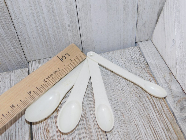 Vintage Plastic Measuring Spoons Cooking Use for Toys Etsy