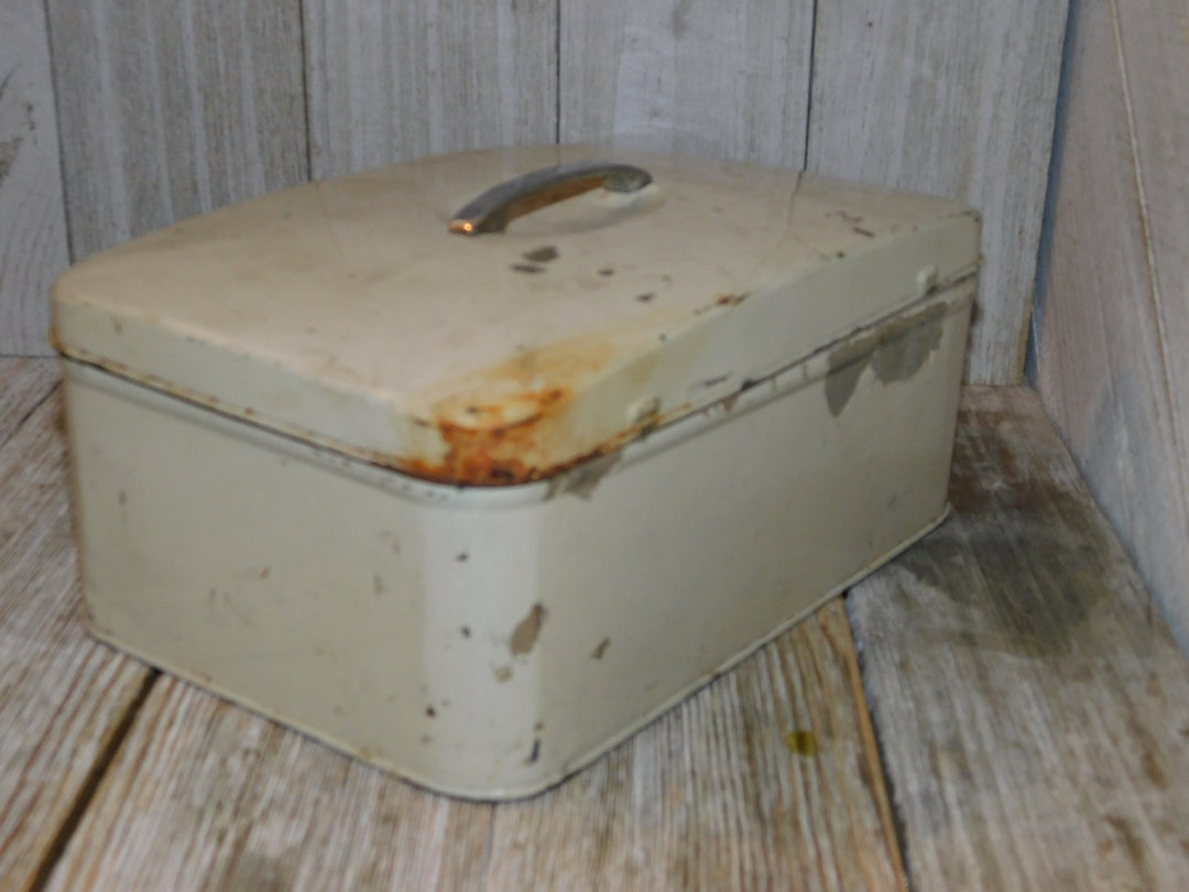 Vintage Metal Box, Storage Box, Picnic Box, Vintage Home Decor, Storage