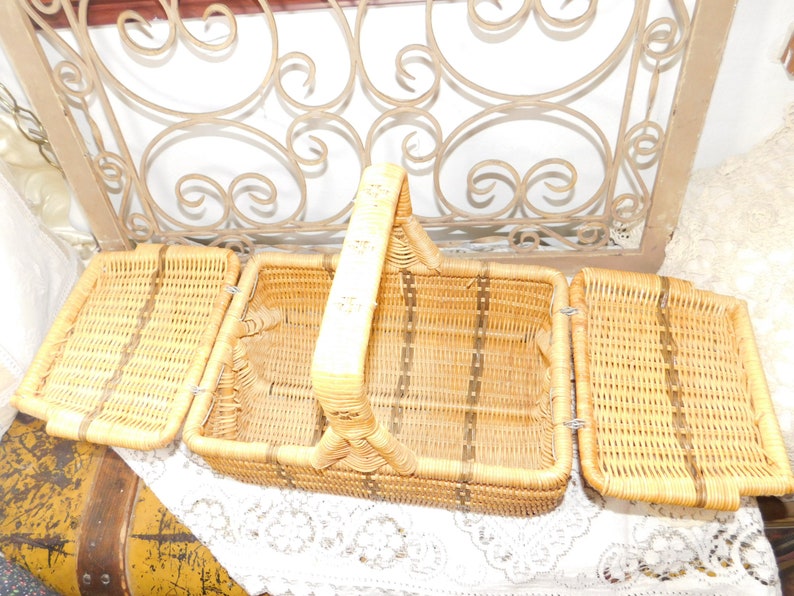 s Picnic Basket, Smaller Picnic Basket, Camping, Hiking, Basket, Vintage home Decor, Surprise Him at work With Lunch :