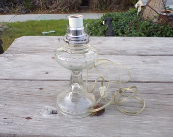 Rare Electrified Hurricane Light Clear Glass, Hurricane Light, Night Stand Light, Table Lamp, Vintage Home Decor, Vintage Lamp *y