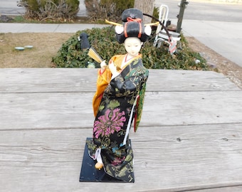 JAPENESE Lady Doll Dancer, Asian Home Decor, Vintage Doll, Memories, Gift, Prop, Daysgonebytreasures  *y