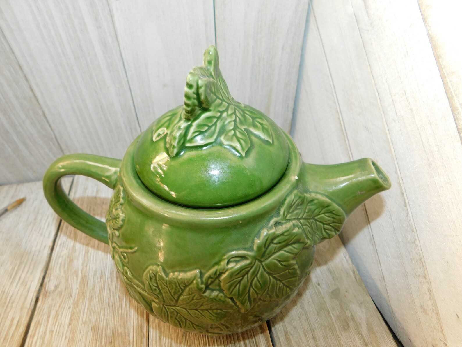 Vintage Green Leaf Teapot Vintage Teapot Vintage Kitchen Etsy