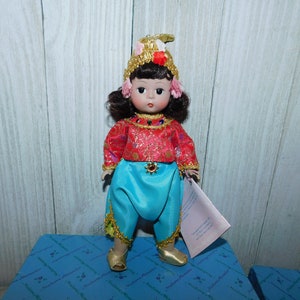 Madame Alexander Doll Thailand with Box, Doll of the world, Vintage Doll, Doll with Box, Gift Idea, Memories, Daysgonebytreasures *y