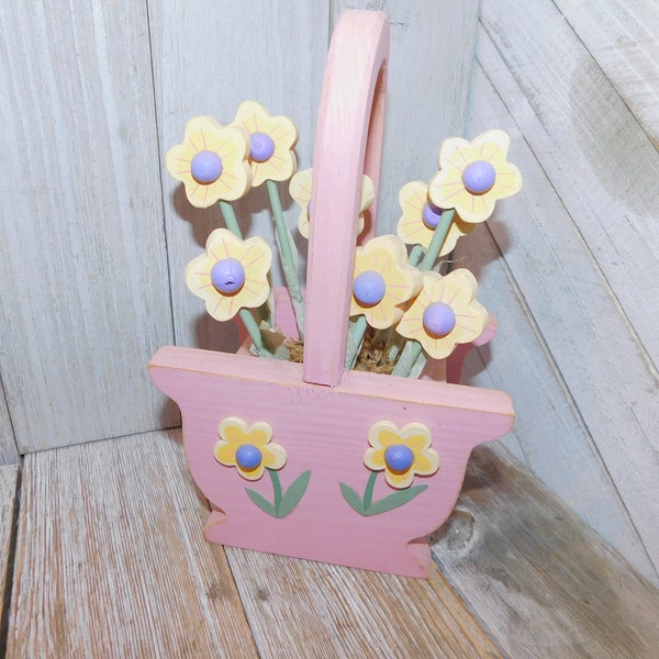 Vtg Wooden Flower Basket, wood Box of Flowers, Spring Flowers, Spring home Decor, Gift for Mom, Memories, Prop, Daysgoenbytreasures