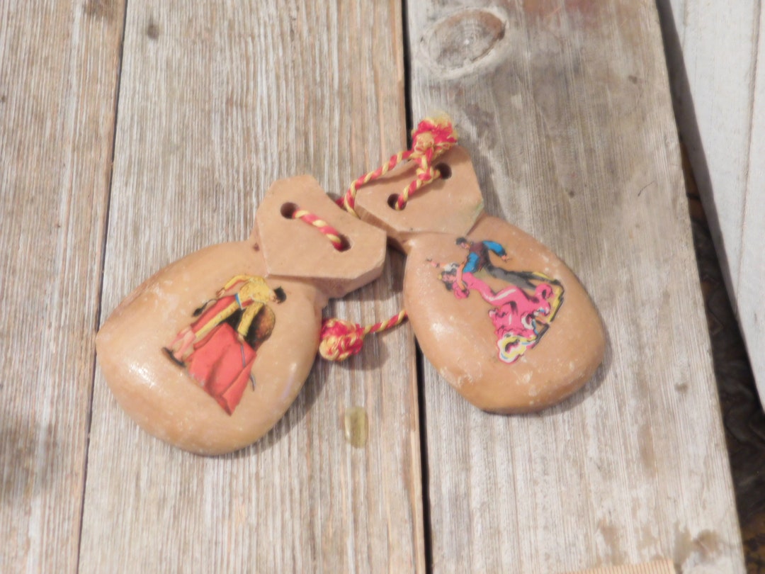 Vintage Little Wood Spanish With Image on Them, Vintage Wooden