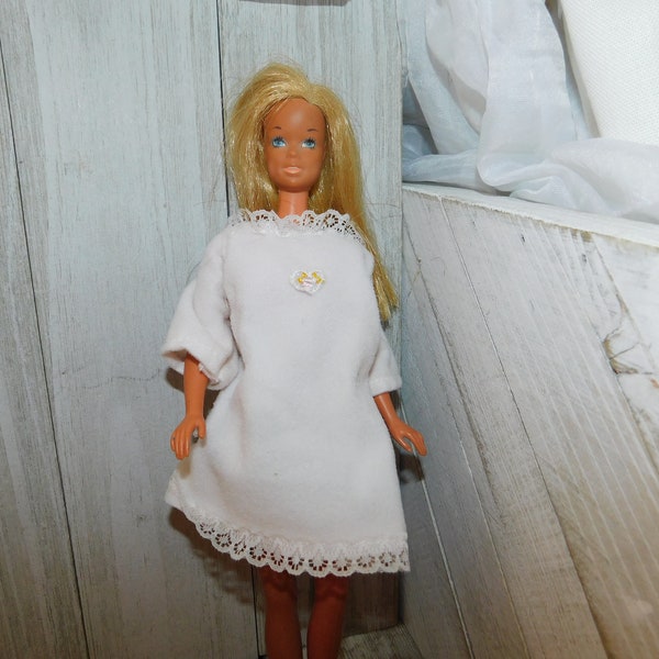 Vintage Fashion Doll Short White Night Gown, Vintage Doll Clothing, Vintage Toys, Vintage Doll Clothes, Memories, Daysgonebytreasures, *c