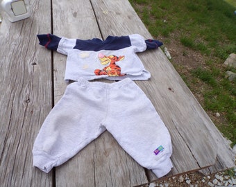 Pooh Tiger Sweat Outfit, 2 Pc Outfit, Baby Clothes, Tiger,  Memories, Gift, Prop, Daysgonebytreasures,*y