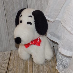 ビンテージ　1968 SNOOPYぬいぐるみ Made in Japan ☆新品未使用 1968年 ファミリア スヌーピー ぬいぐるみ
