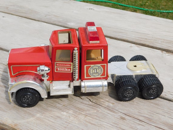Vtg Hook and Ladder Tonka Semi Front 